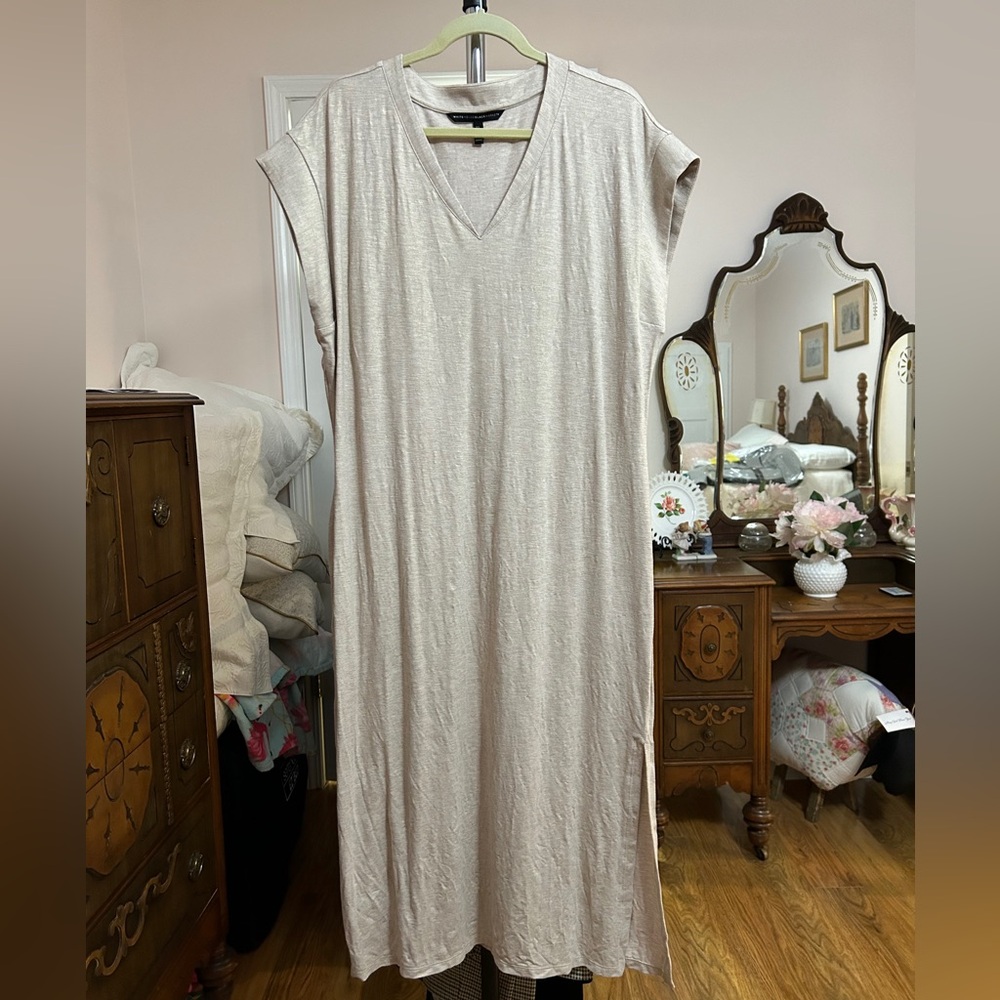 White House Black Market size XL beige maxi dress.